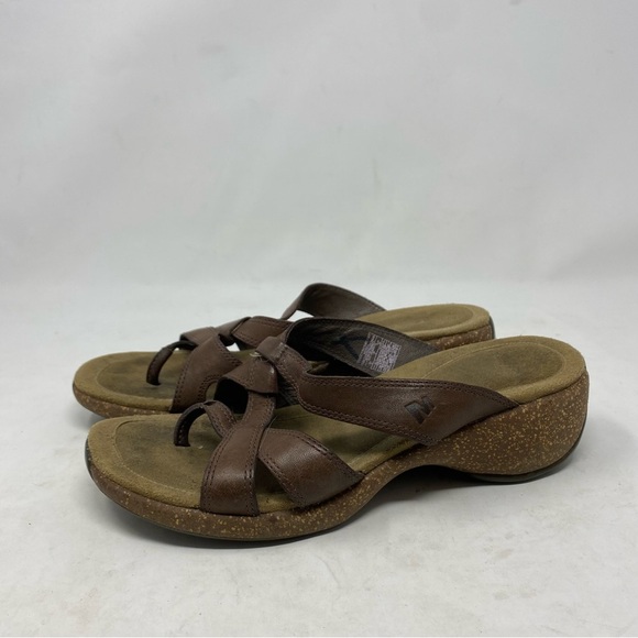 Merrell Women’s Sundial Cross Dark Roast Brown Leather Slide Sandals Size 8 - Picture 1 of 8